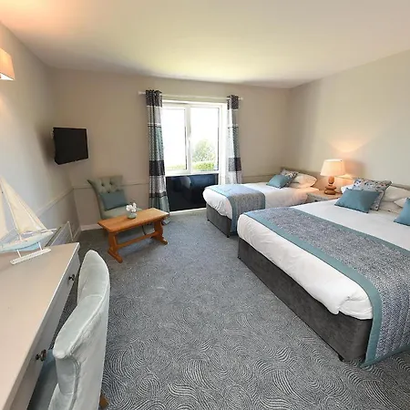 Whispering Pines Crosshaven