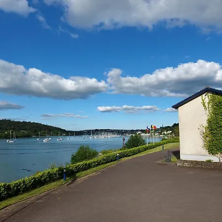 Whispering Pines Gæstehus Crosshaven