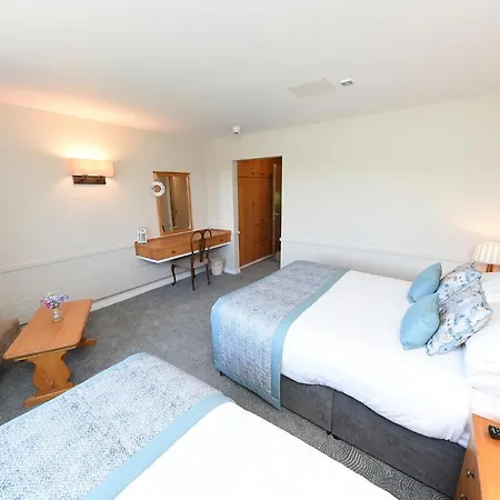 Whispering Pines 3*
