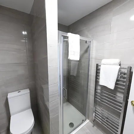 Whispering Pines Crosshaven