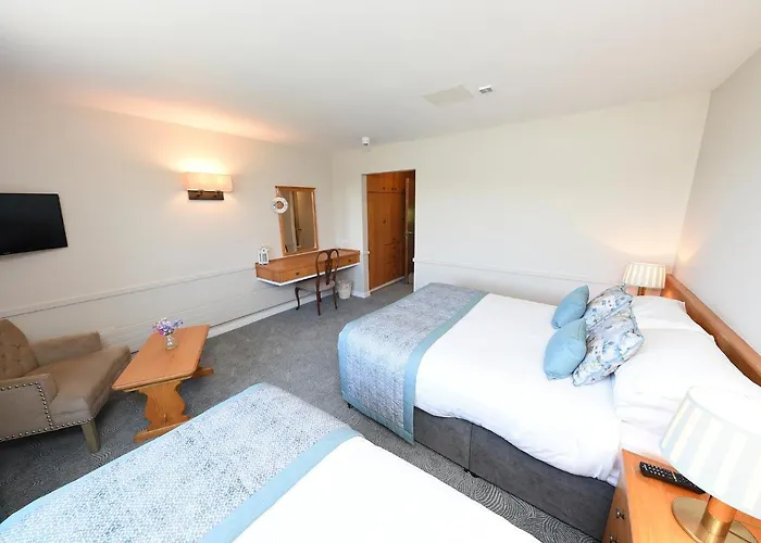 Whispering Pines 3*