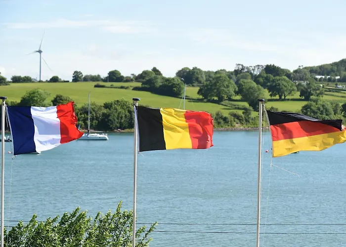 Whispering Pines Guest house