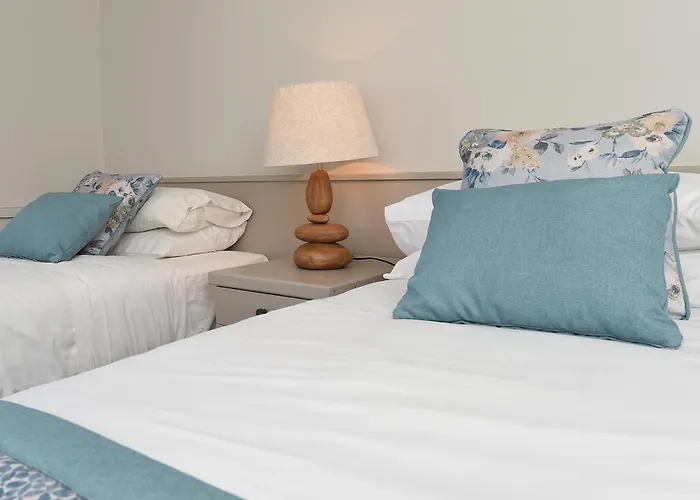 Guest house Whispering Pines Crosshaven