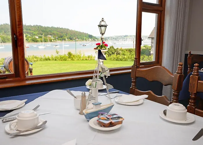 Guest house Whispering Pines Crosshaven